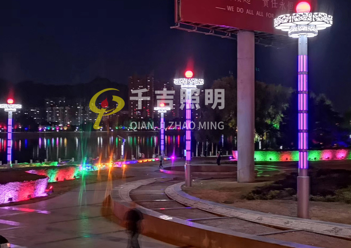 湖北省襄陽(yáng)市廣場(chǎng)大型景觀燈工程案例