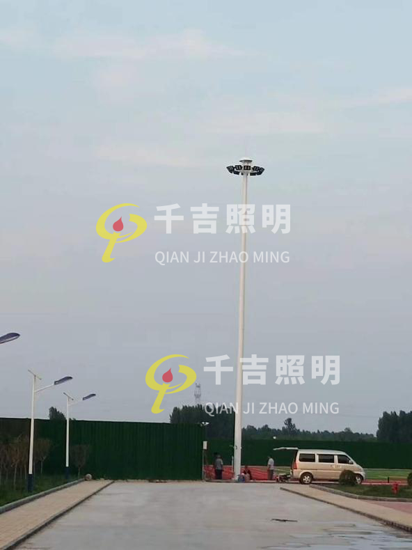千吉照明設(shè)計園林太陽能景觀燈的技巧